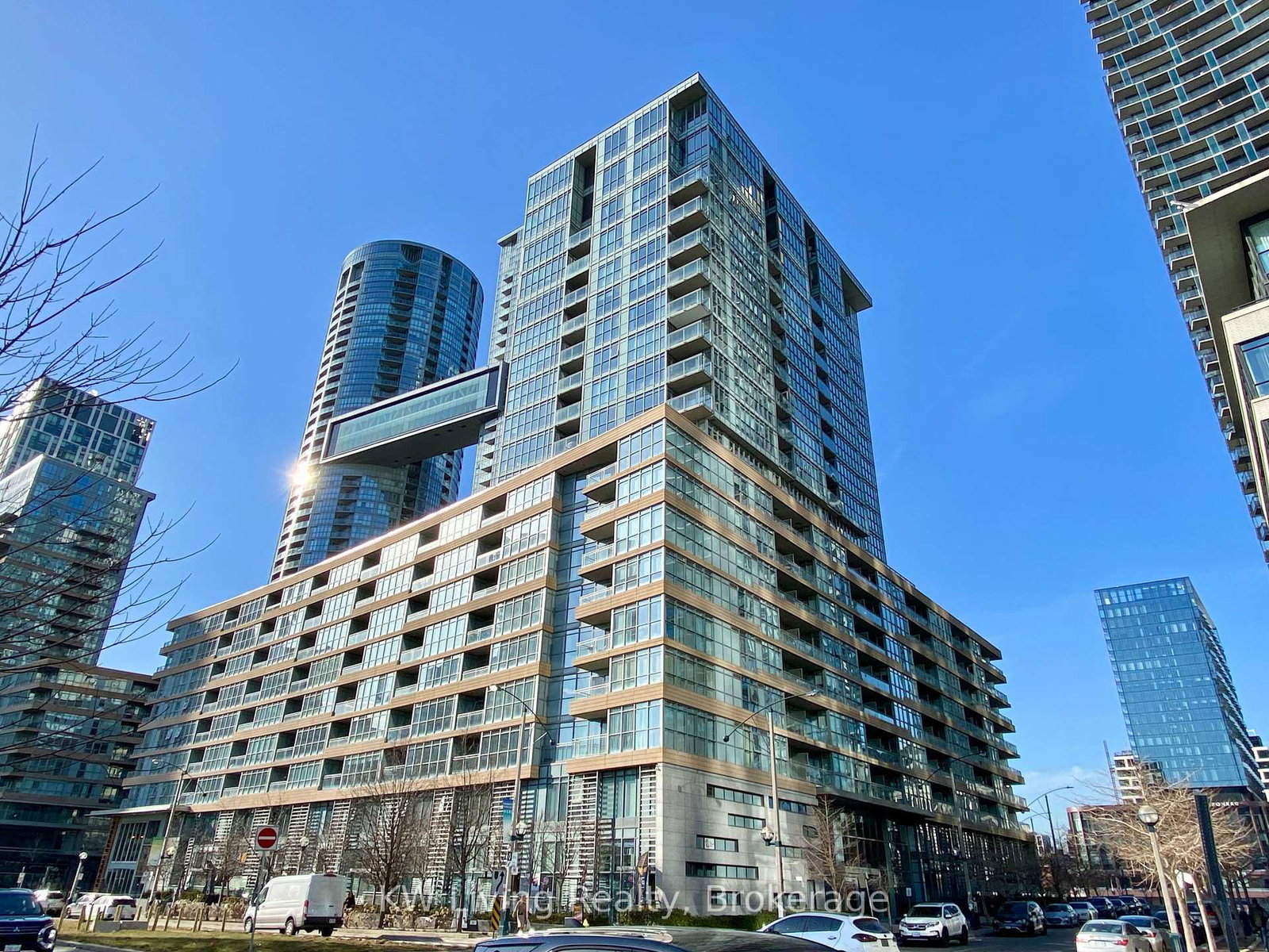 10-capreol-court-toronto-ontario-c12123042