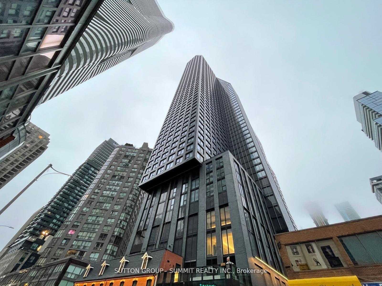 8-wellesley-street-w-toronto-ontario-c12123139