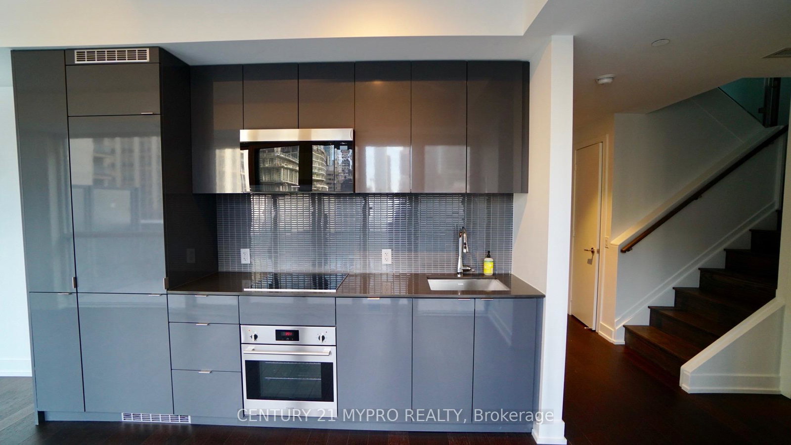 7-grenville-street-toronto-ontario-c12124144
