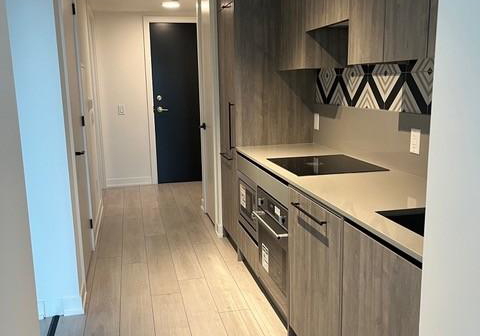 5-lakeview-avenue-toronto-ontario-c12125019