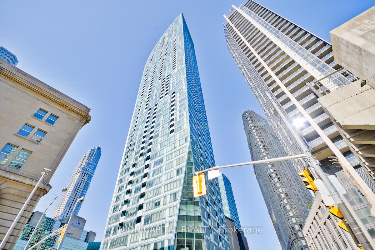 8-the-esplanade-street-toronto-ontario-c12125044
