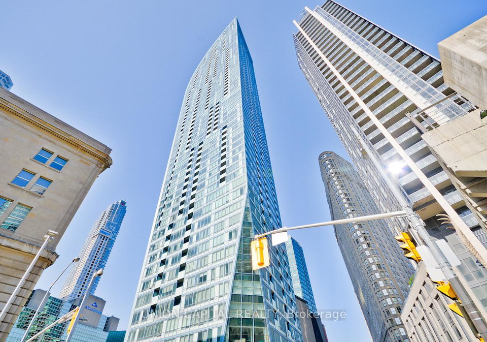8-the-esplanade-street-toronto-ontario-c12125044
