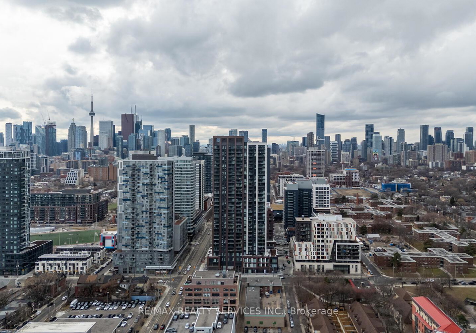 130-river-street-toronto-ontario-c12125118