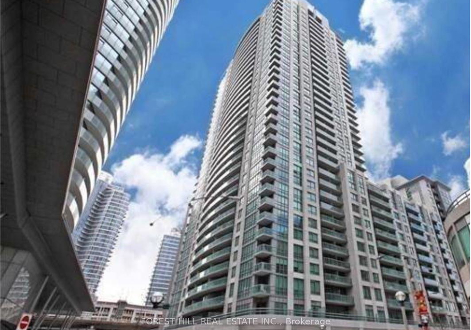19-grand-trunk-crescent-toronto-ontario-c12125307
