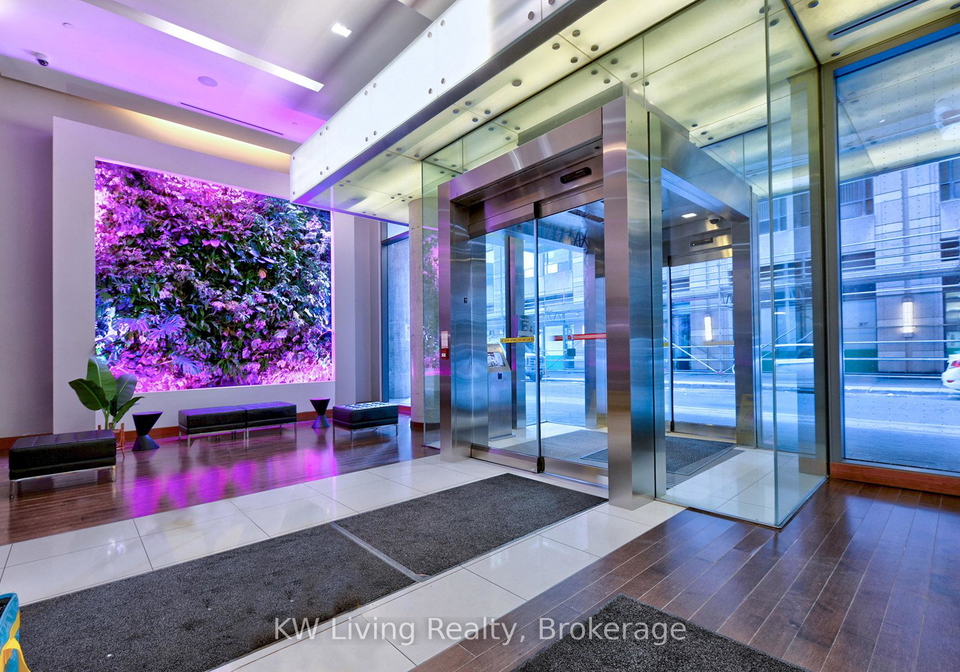 8-mercer-street-toronto-ontario-c12125348