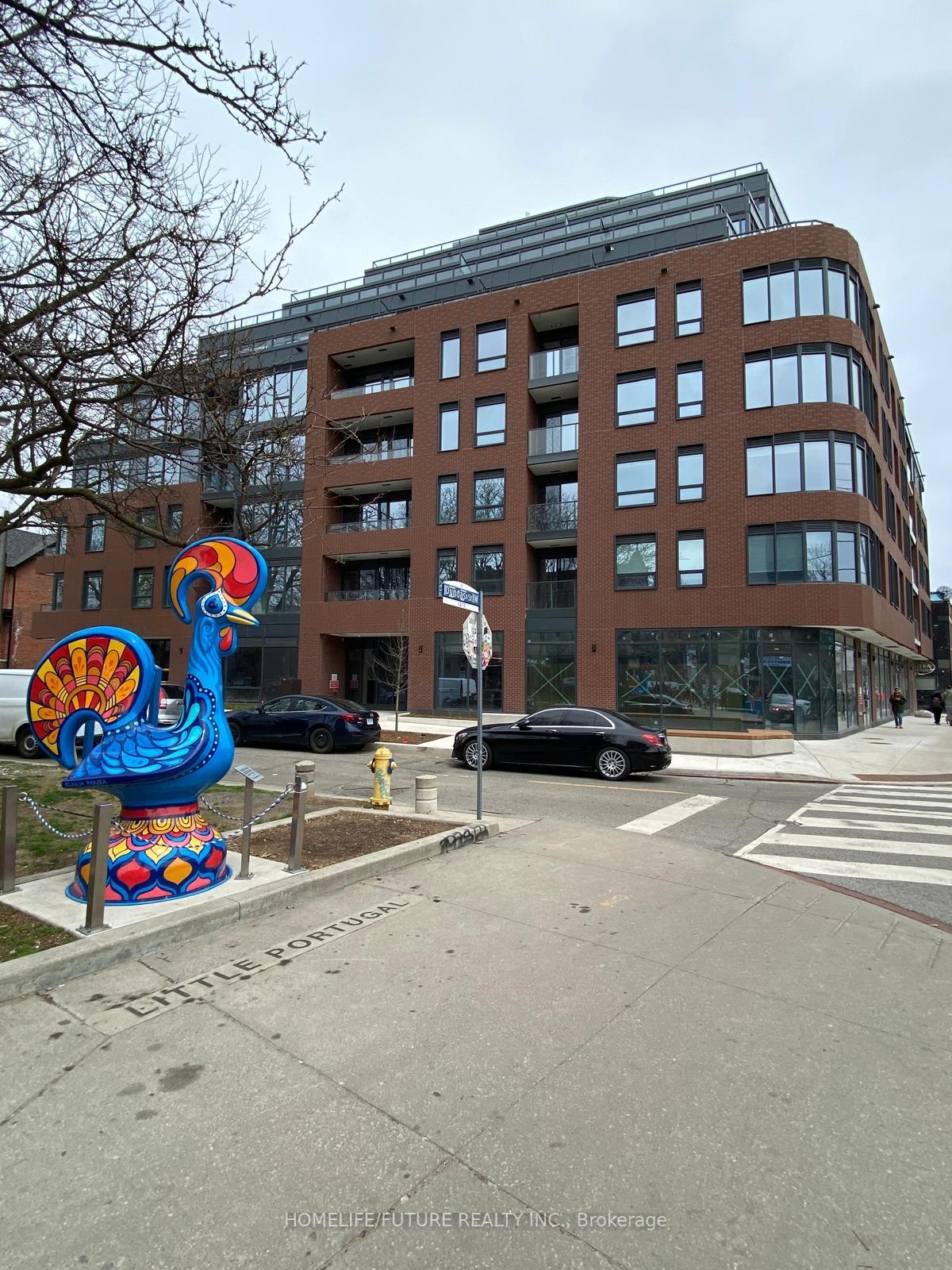 5-lakeview-avenue-toronto-ontario-c12125561
