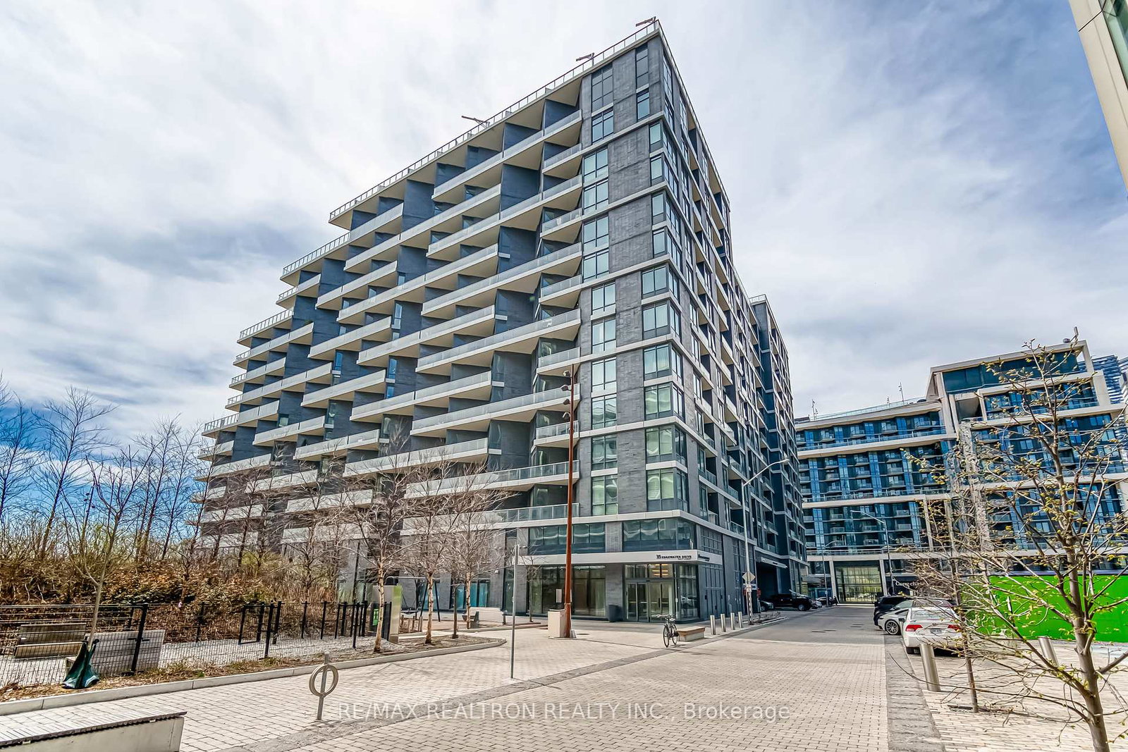 1-edgewater-drive-toronto-ontario-c12125832