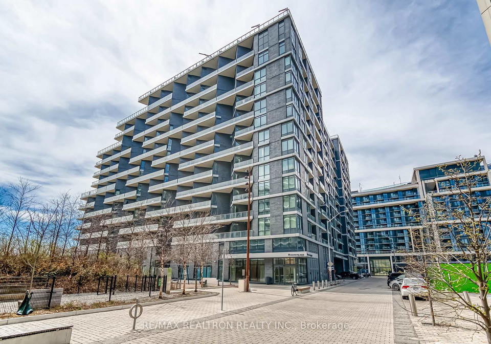 1-edgewater-drive-toronto-ontario-c12125832