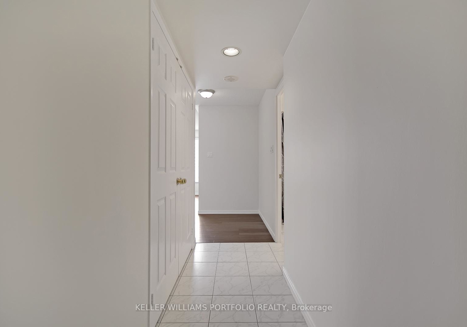 887-bay-street-toronto-ontario-c12125857