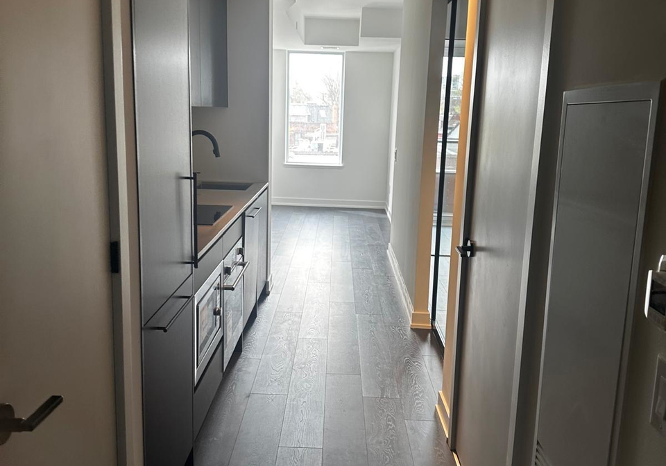 1200-dundas-street-w-toronto-ontario-c12127444