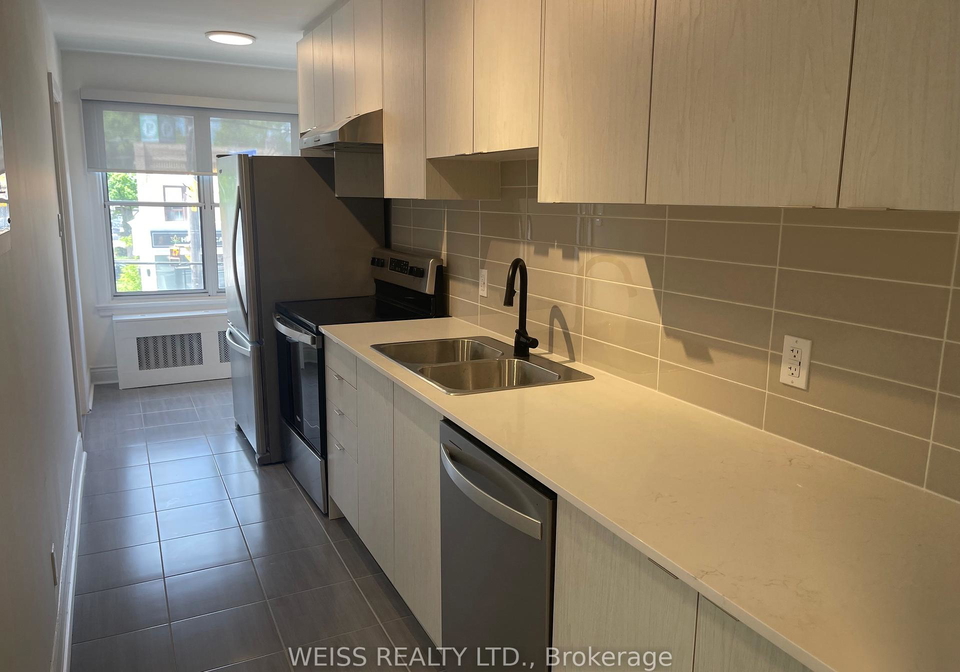 517-eglinton-avenue-w-toronto-ontario-c12129337