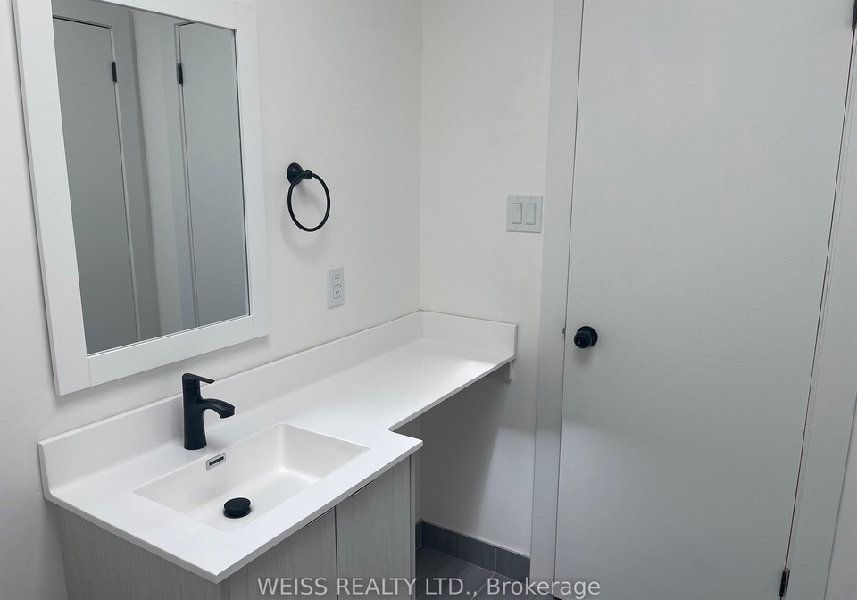 517-eglinton-avenue-w-toronto-ontario-c12129337