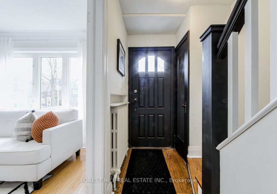 32-randolph-road-east-york-ontario-c12129665
