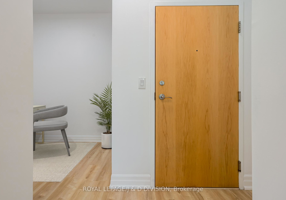 8-scollard-street-toronto-ontario-c12130049