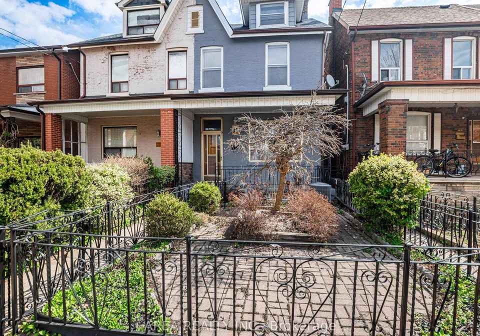 135-bellwoods-avenue-toronto-ontario-c12130812