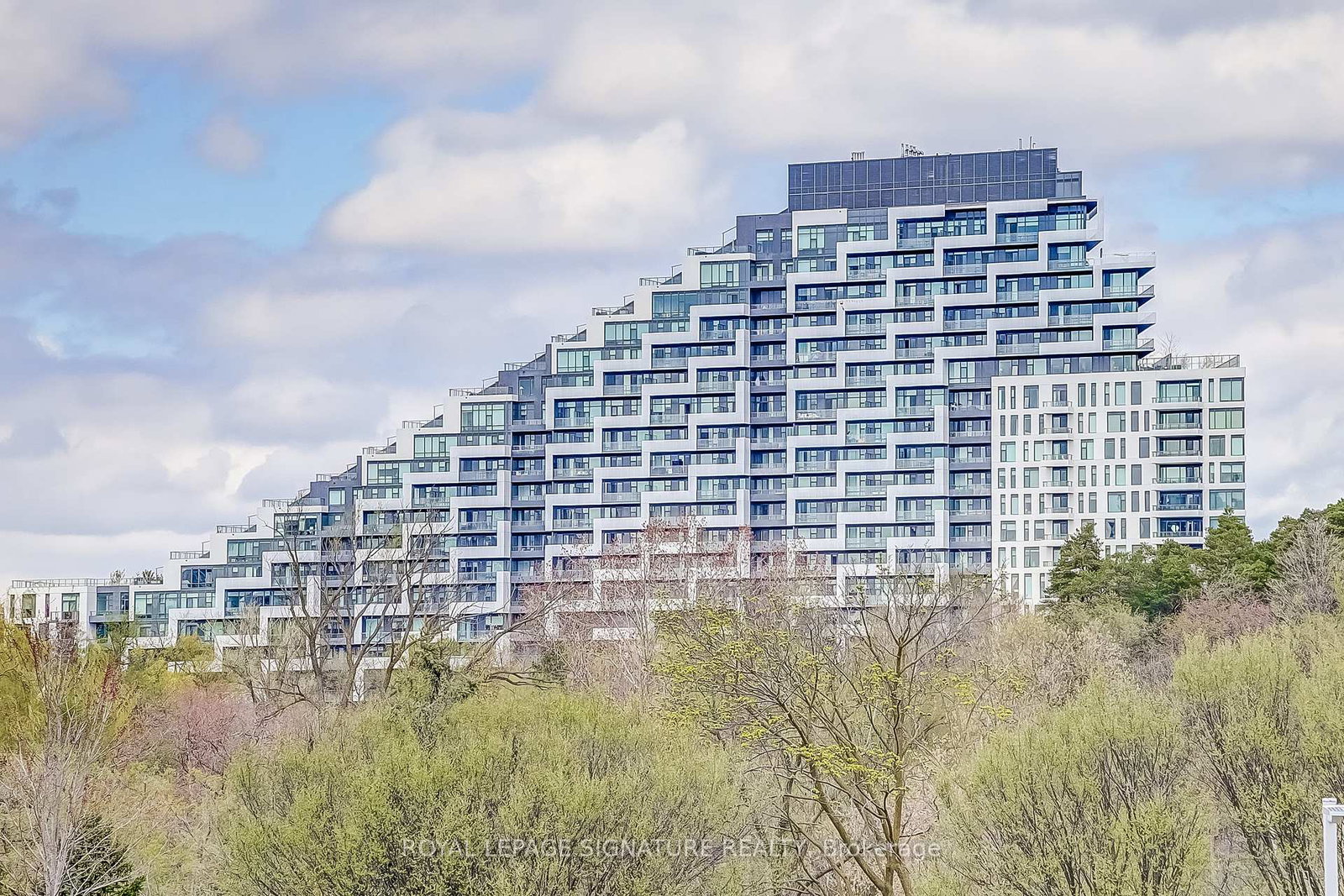 25-adra-grado-way-north-york-ontario-c12131025