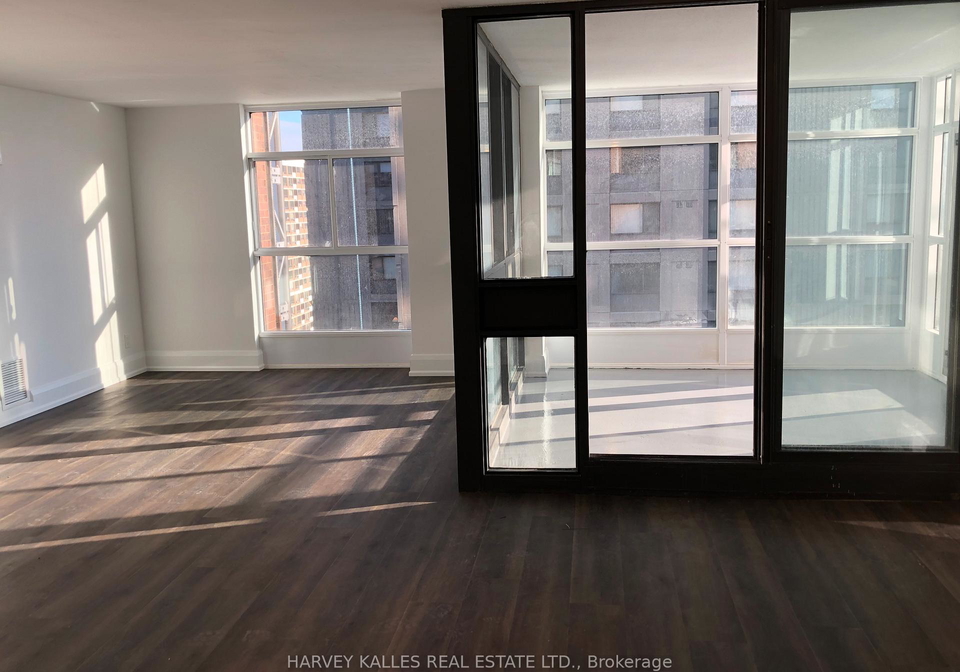 55-charles-street-w-toronto-ontario-c12132049