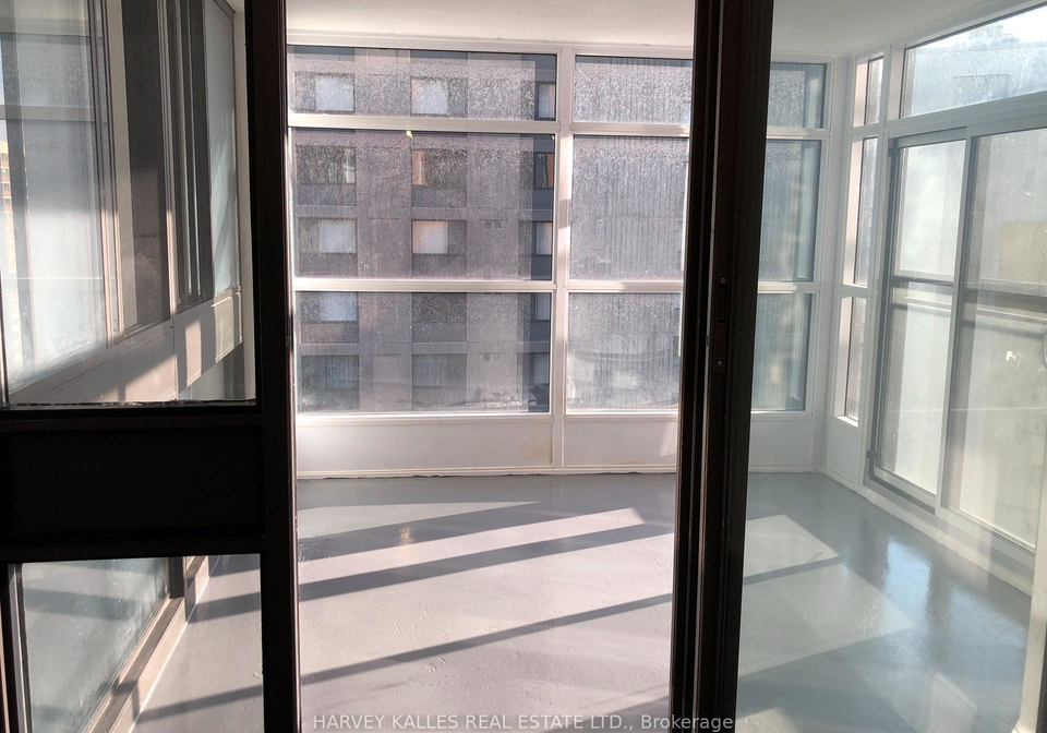 55-charles-street-w-toronto-ontario-c12132049