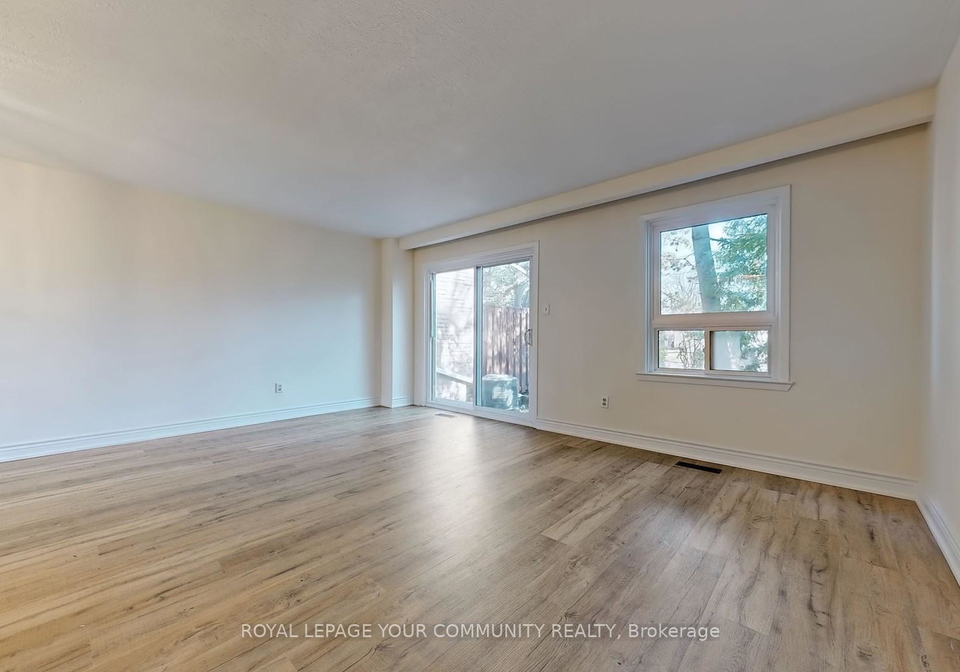 551-steeles-avenue-w-toronto-ontario-c12132223