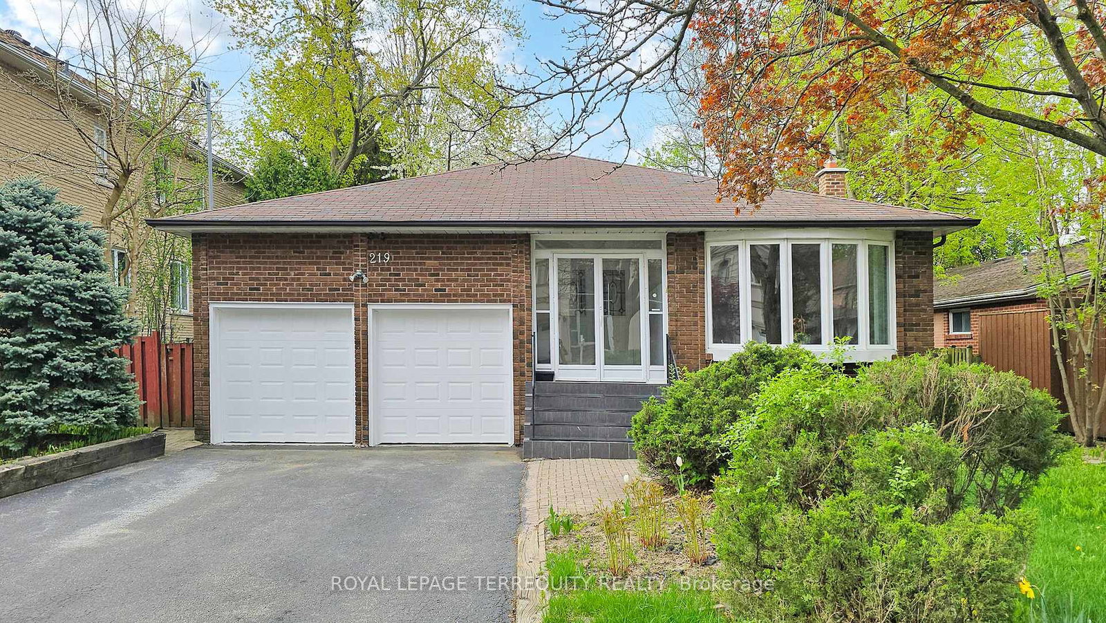 219-dunview-avenue-north-york-ontario-c12132931
