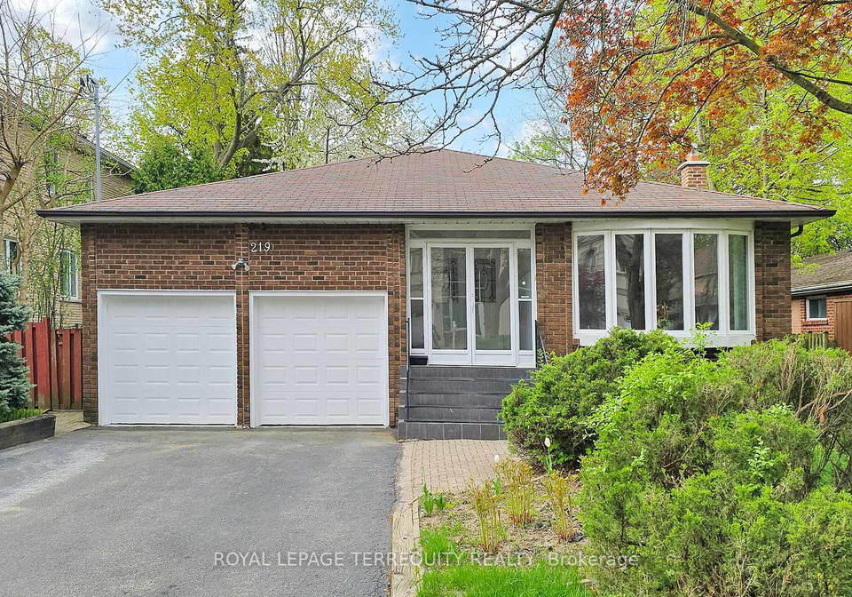 219-dunview-avenue-north-york-ontario-c12132931