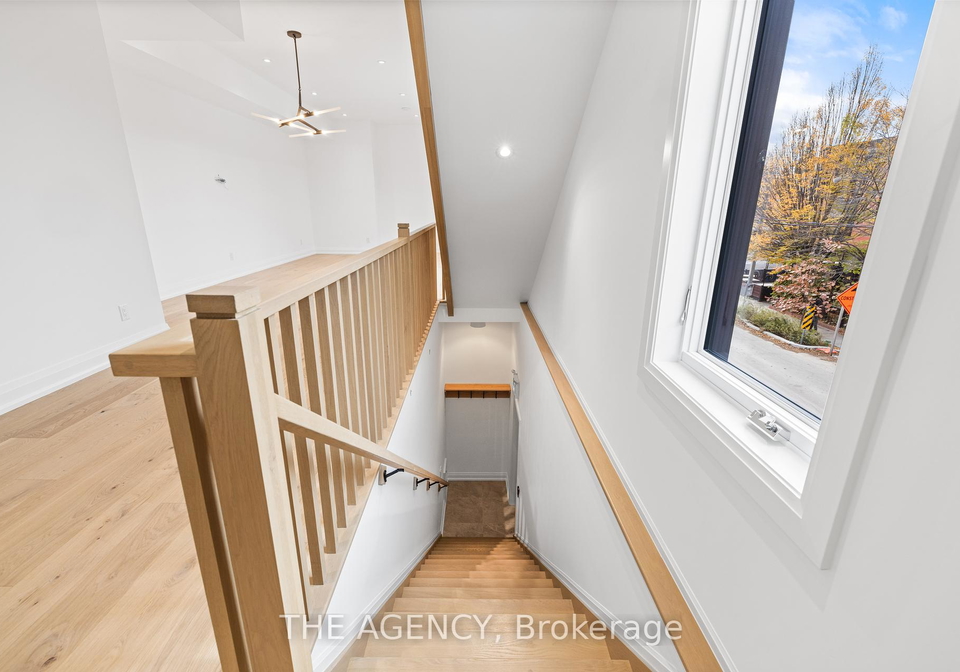 139-robert-street-toronto-ontario-c12133307