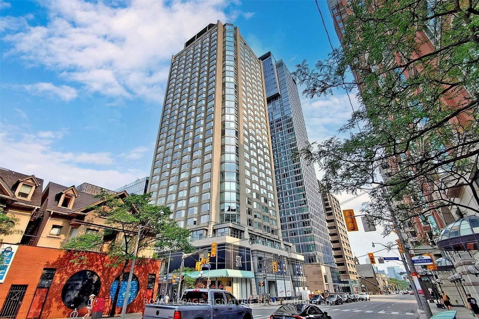 155-yorkville-avenue-toronto-ontario-c12133442