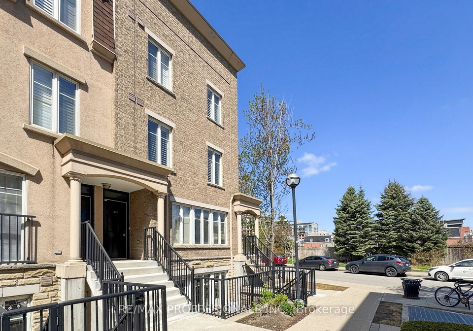 30-western-battery-road-toronto-ontario-c12134246