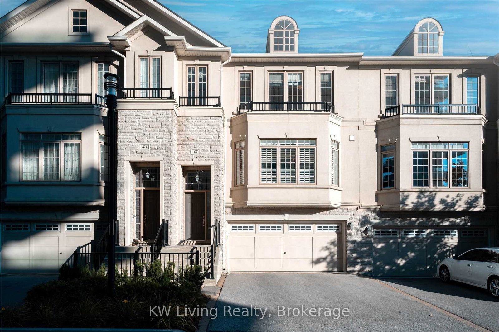 35-bloorview-place-north-york-ontario-c12134859