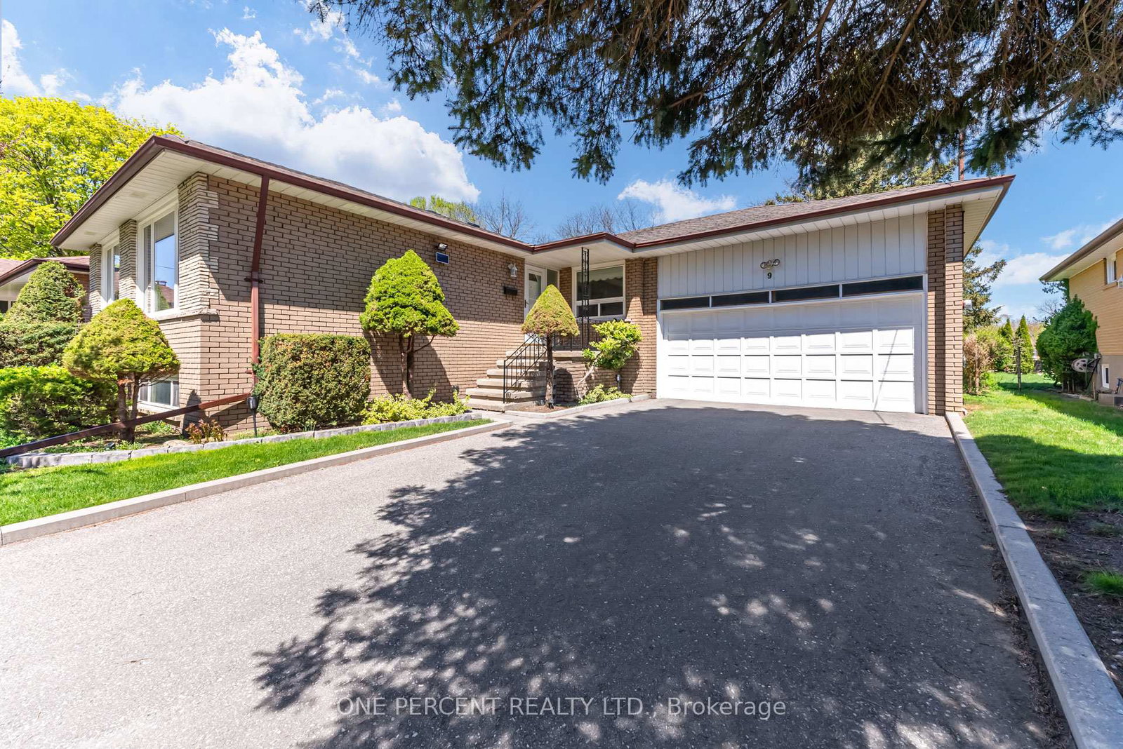 9-geraldton-crescent-north-york-ontario-c12135225