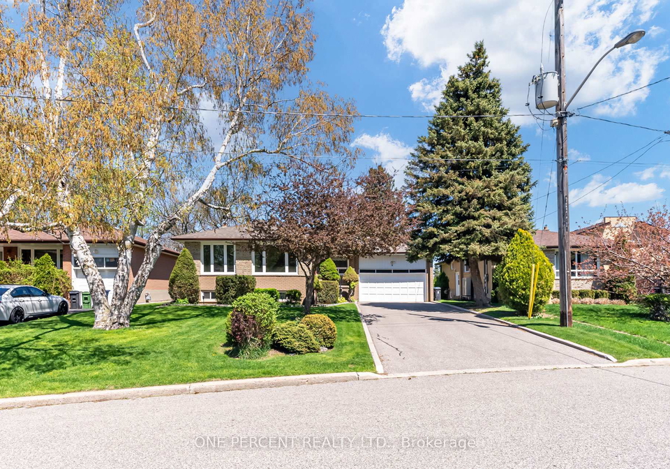 9-geraldton-crescent-north-york-ontario-c12135225