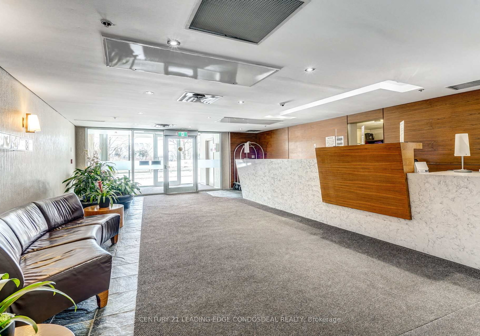 650-queens-quay-w-toronto-ontario-c12135851