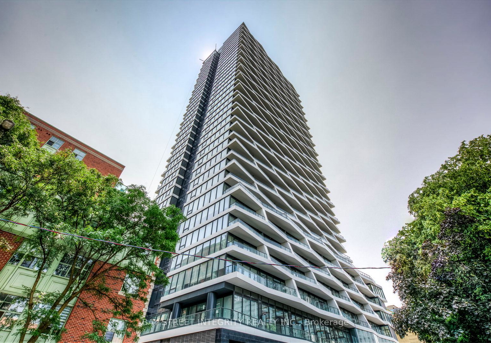 85-wood-street-toronto-ontario-c12135875
