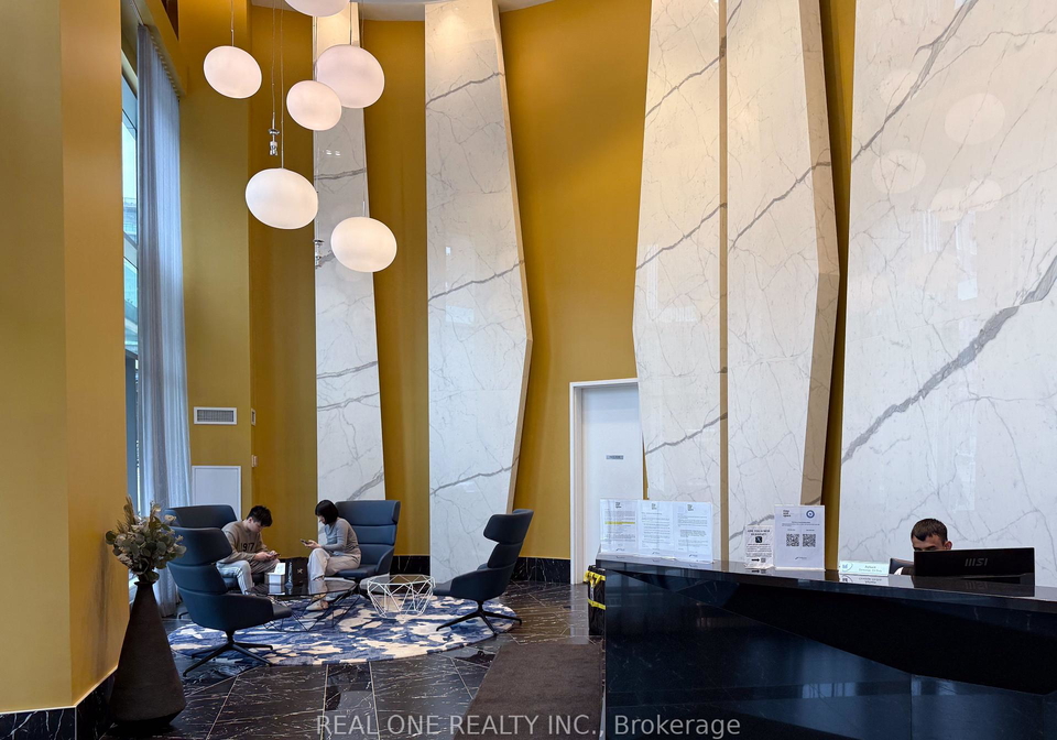 135-lower-sherbourne-street-toronto-ontario-c12136100