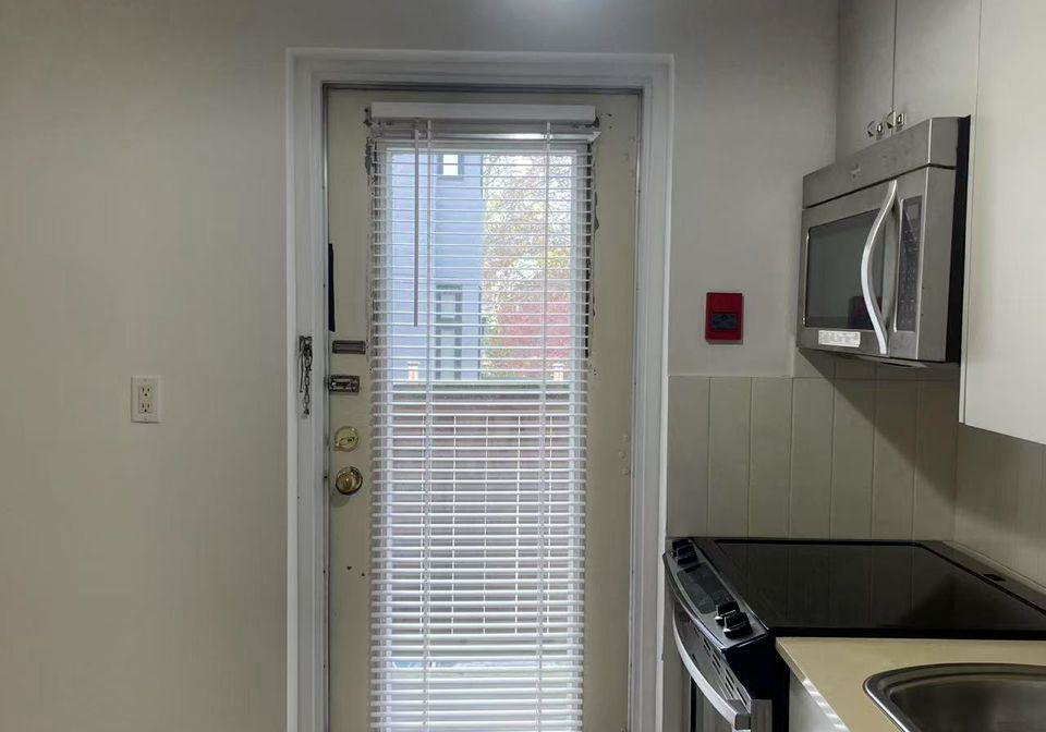39-oriole-parkway-toronto-ontario-c12136645