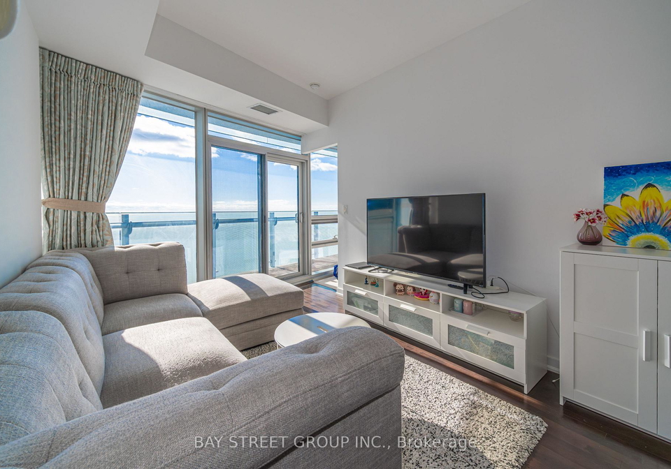 12-york-street-toronto-ontario-c12136830