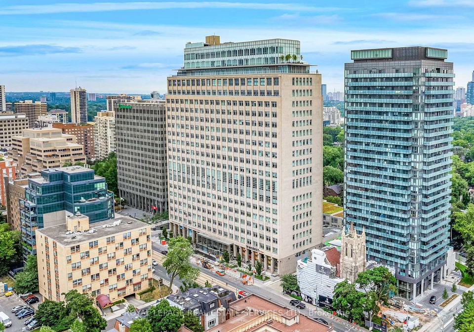 111-st-clair-avenue-w-toronto-ontario-c12136910