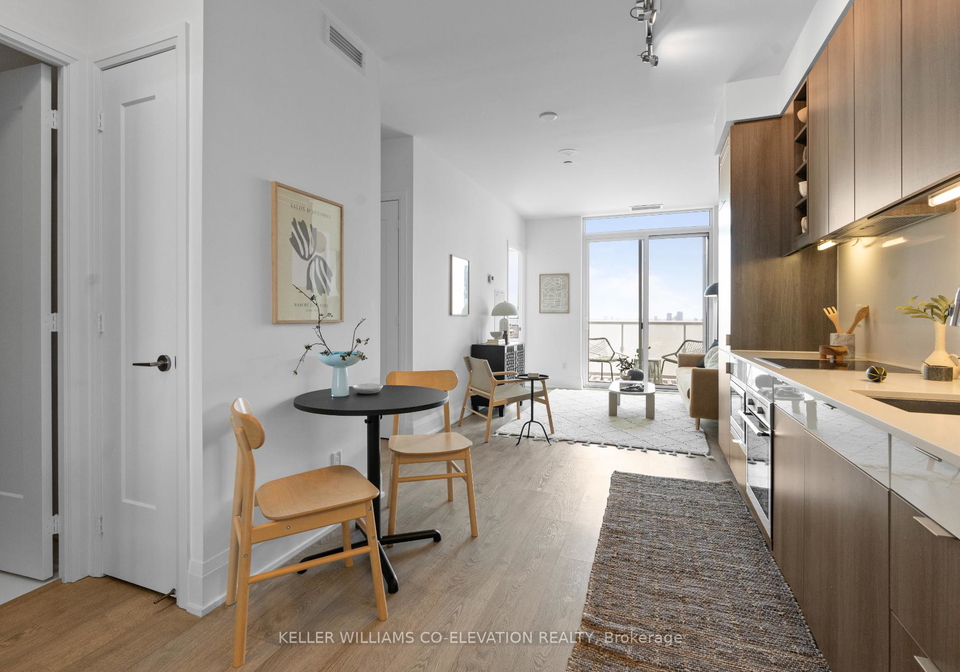 101-erskine-avenue-toronto-ontario-c12137492