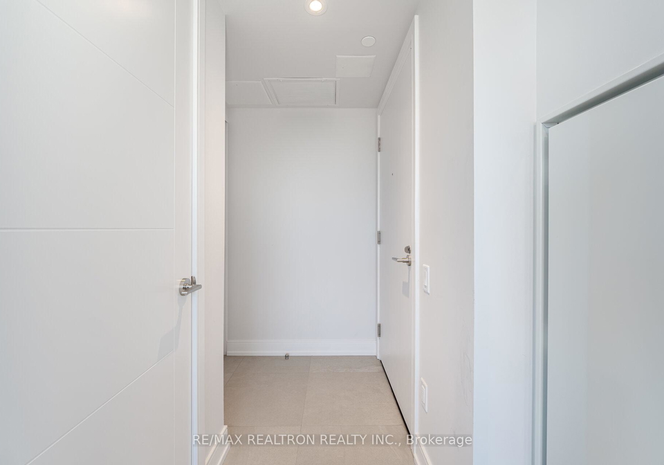 664-spadina-avenue-toronto-ontario-c12137902