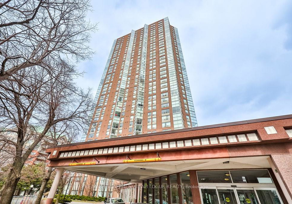 7-concorde-place-north-york-ontario-c12137972