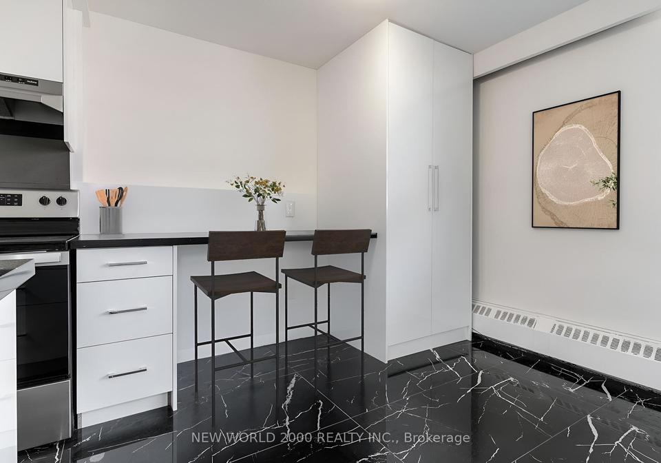 485-eglinton-avenue-e-toronto-ontario-c12138388
