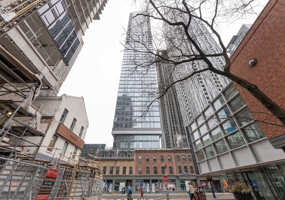 8-cumberland-street-toronto-ontario-c12138584