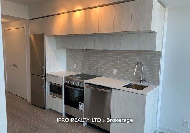 181-dundas-street-e-toronto-ontario-c12139361