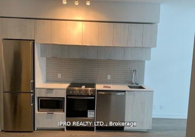 181-dundas-street-e-toronto-ontario-c12139361