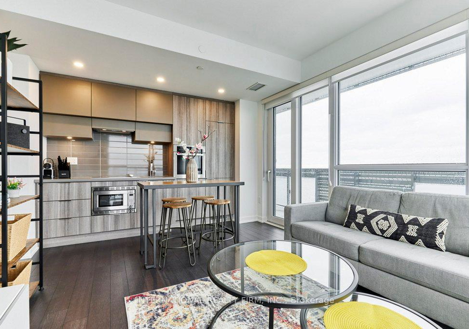39-roehampton-avenue-toronto-ontario-c12140146