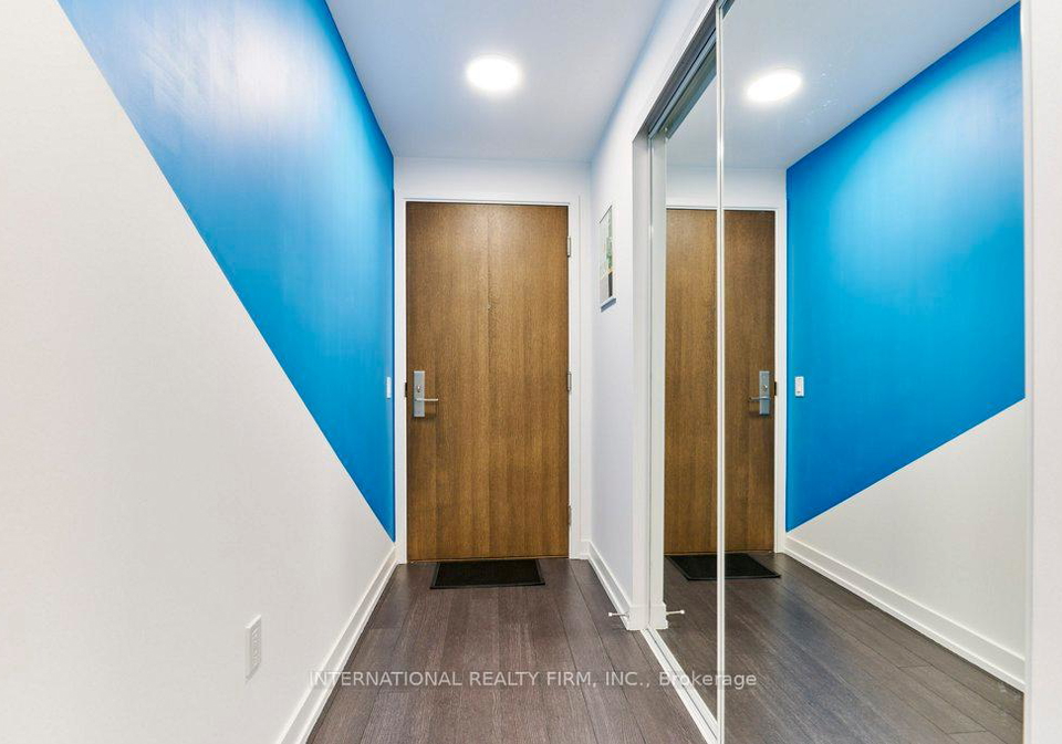 39-roehampton-avenue-toronto-ontario-c12140146