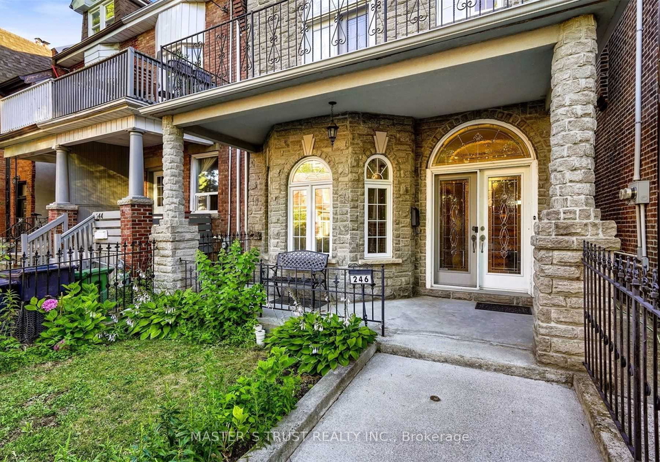 246-major-street-toronto-ontario-c12140322