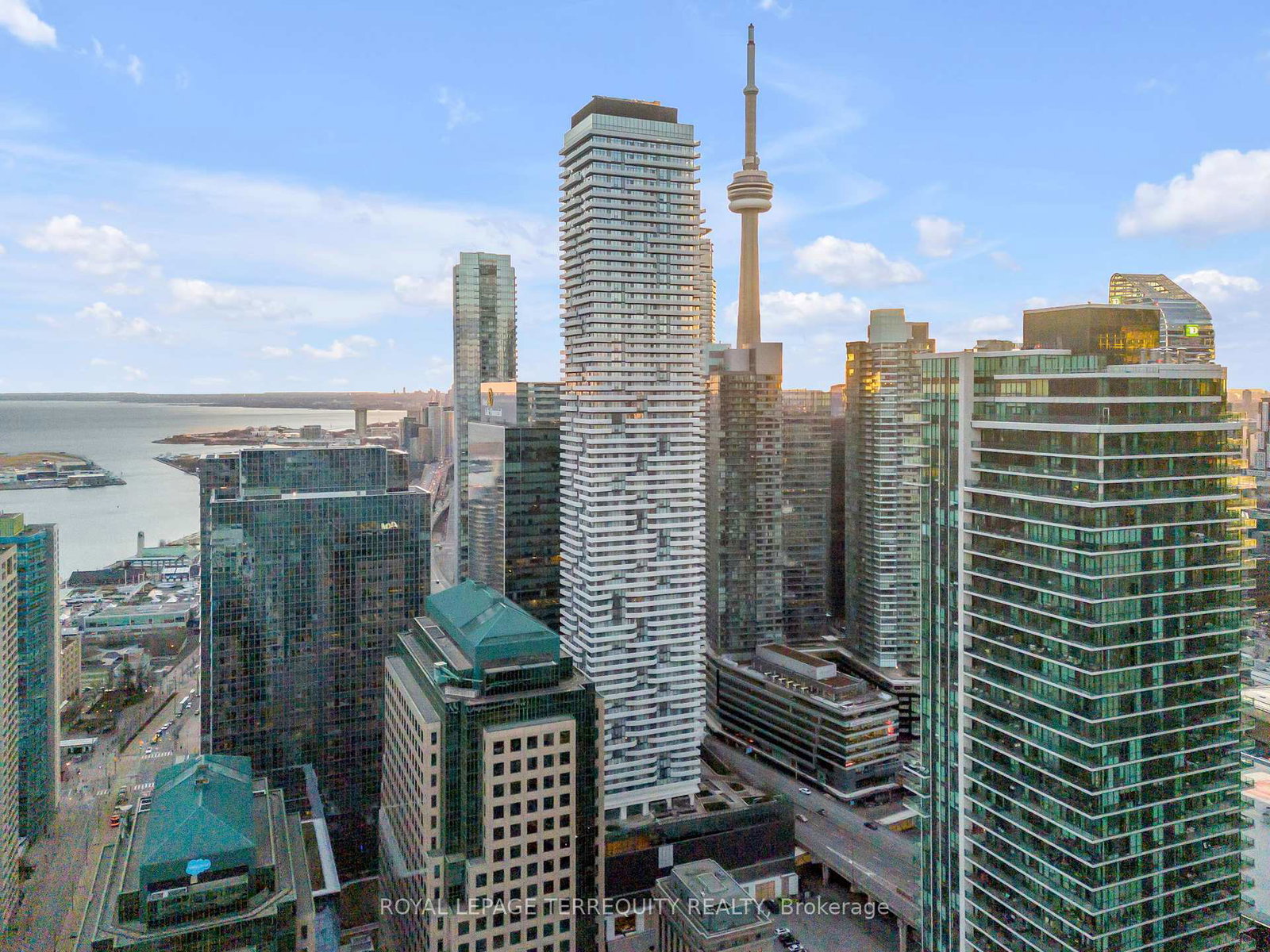 88-harbour-street-toronto-ontario-c12141006
