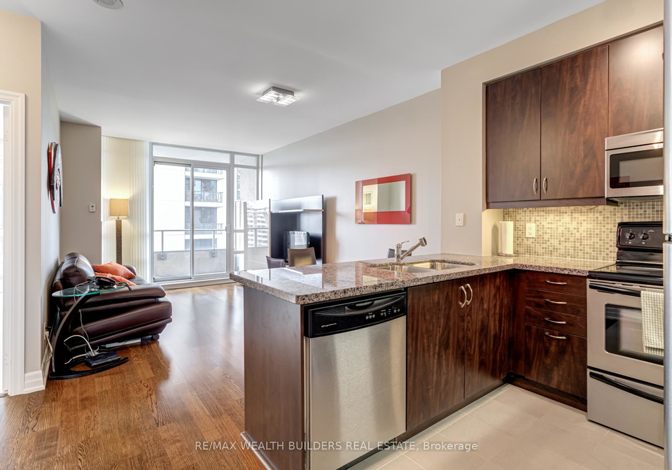 500-st-clair-avenue-w-toronto-ontario-c12142165