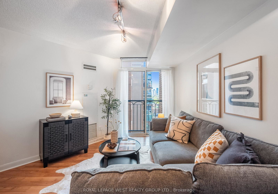 313-richmond-street-e-toronto-ontario-c12142219